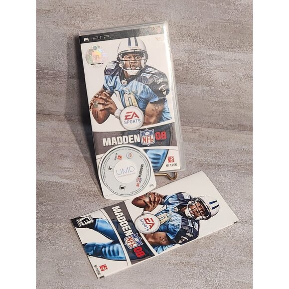 Madden NFL 08 for PlayStation PSP - Picture 1 of 2